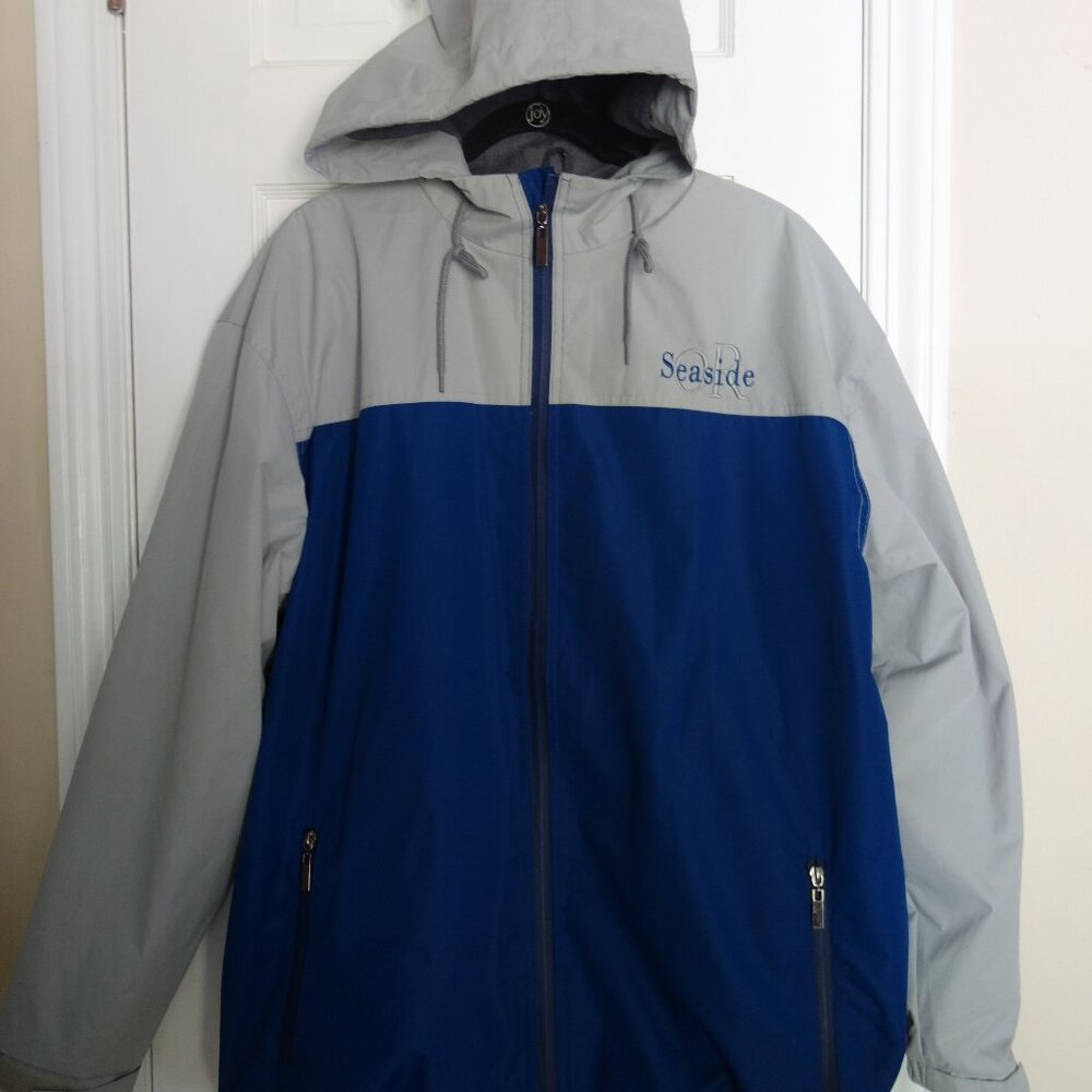 NWT CHENERAL Blue Gray Water Resistant Lined Full Zip Jacket “Seaside, OR” – L